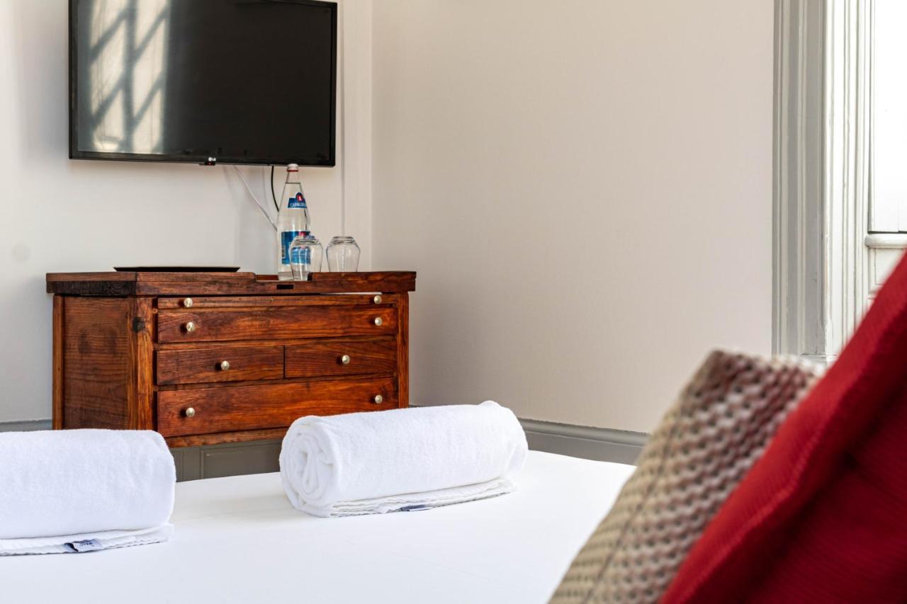 The Luggage Hostel&Suites Coimbra Buitenkant foto